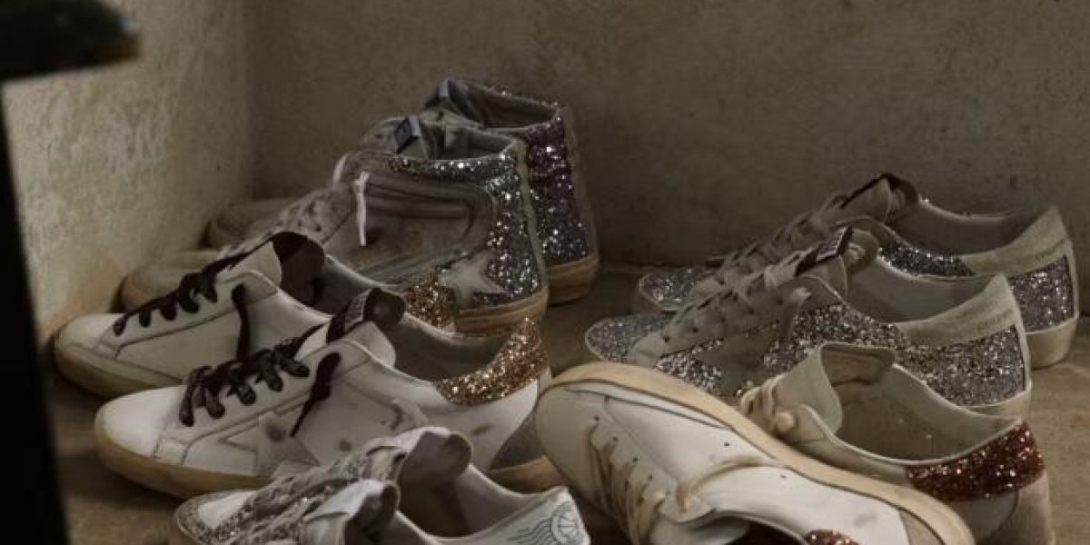 Wrapped up in that Golden Goose Sneakers incredible sensation of lightness